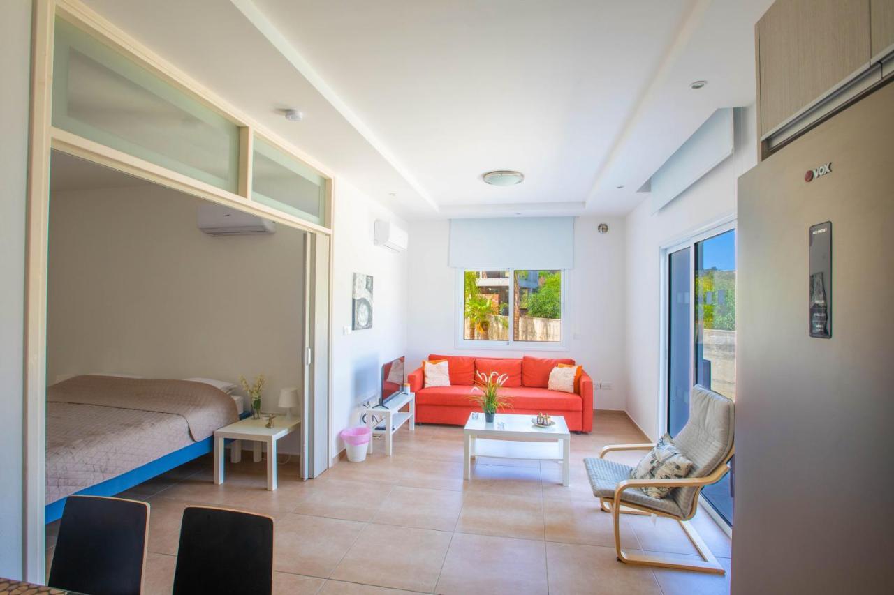 Panayia Sea View Apts โปรทาราส ภายนอก รูปภาพ