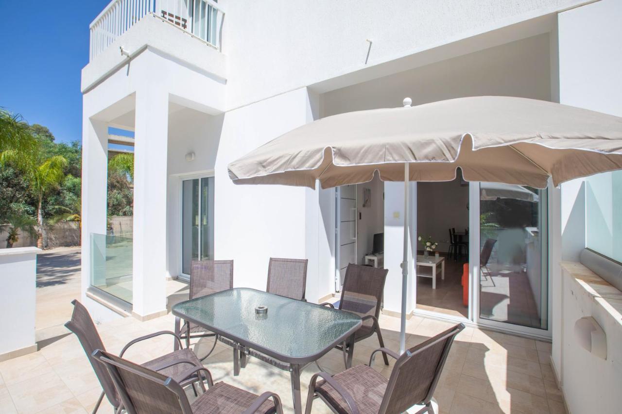 Panayia Sea View Apts โปรทาราส ภายนอก รูปภาพ