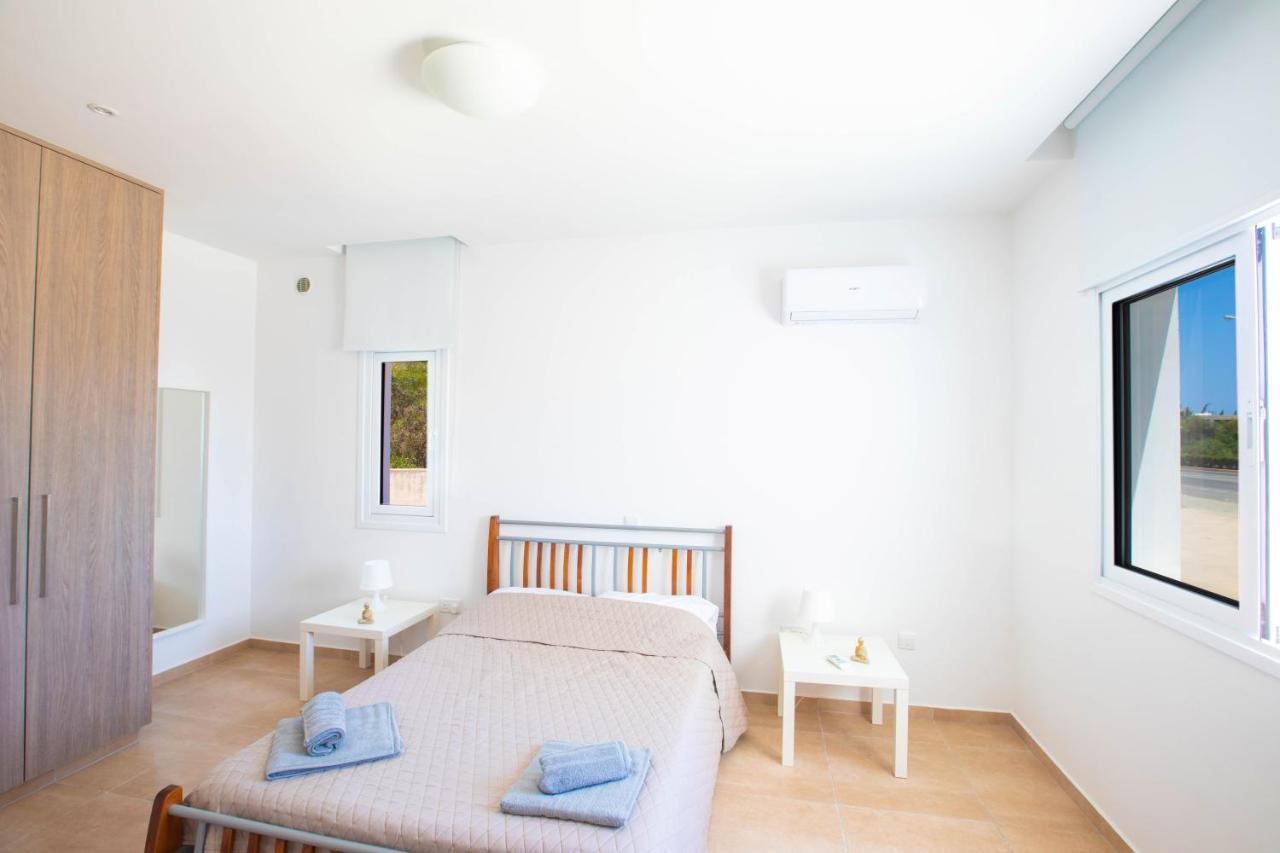 Panayia Sea View Apts โปรทาราส ภายนอก รูปภาพ