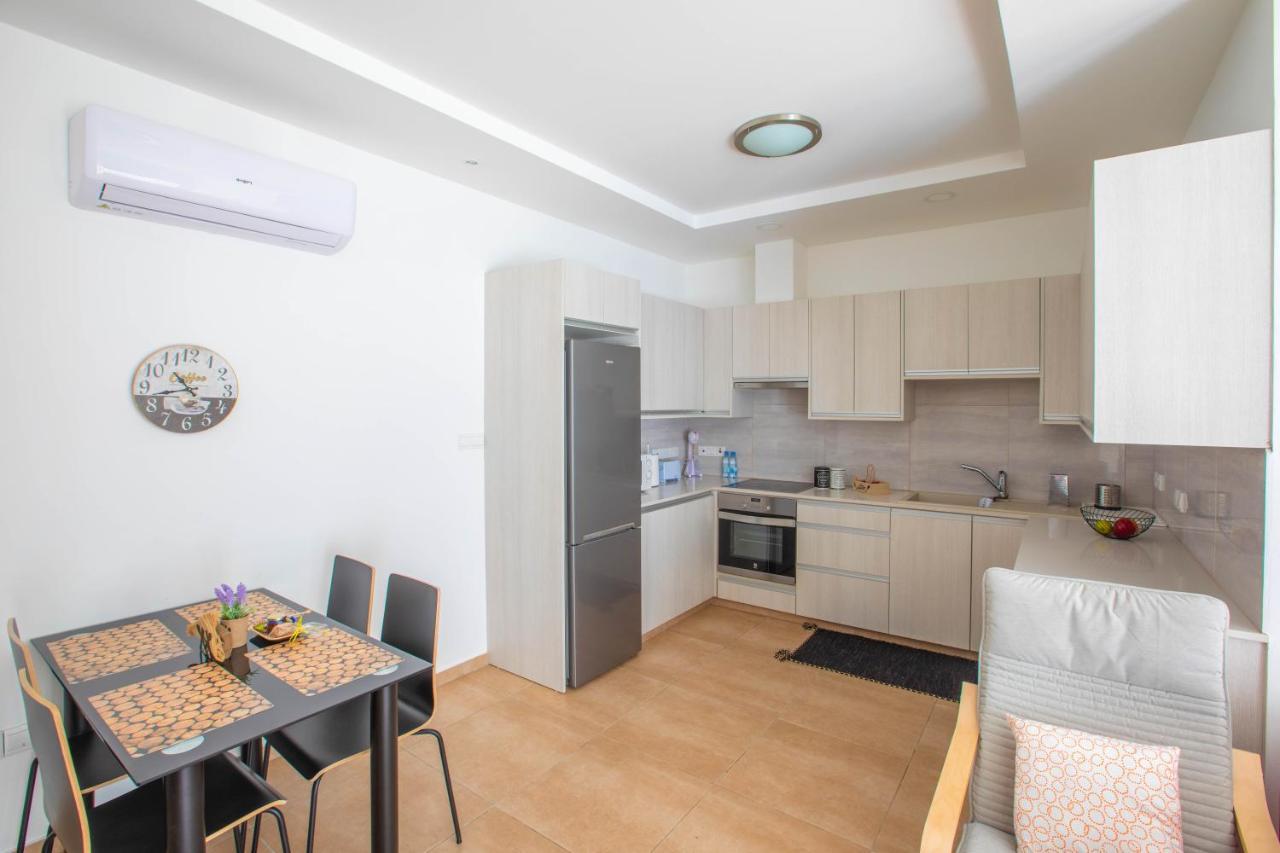 Panayia Sea View Apts โปรทาราส ภายนอก รูปภาพ