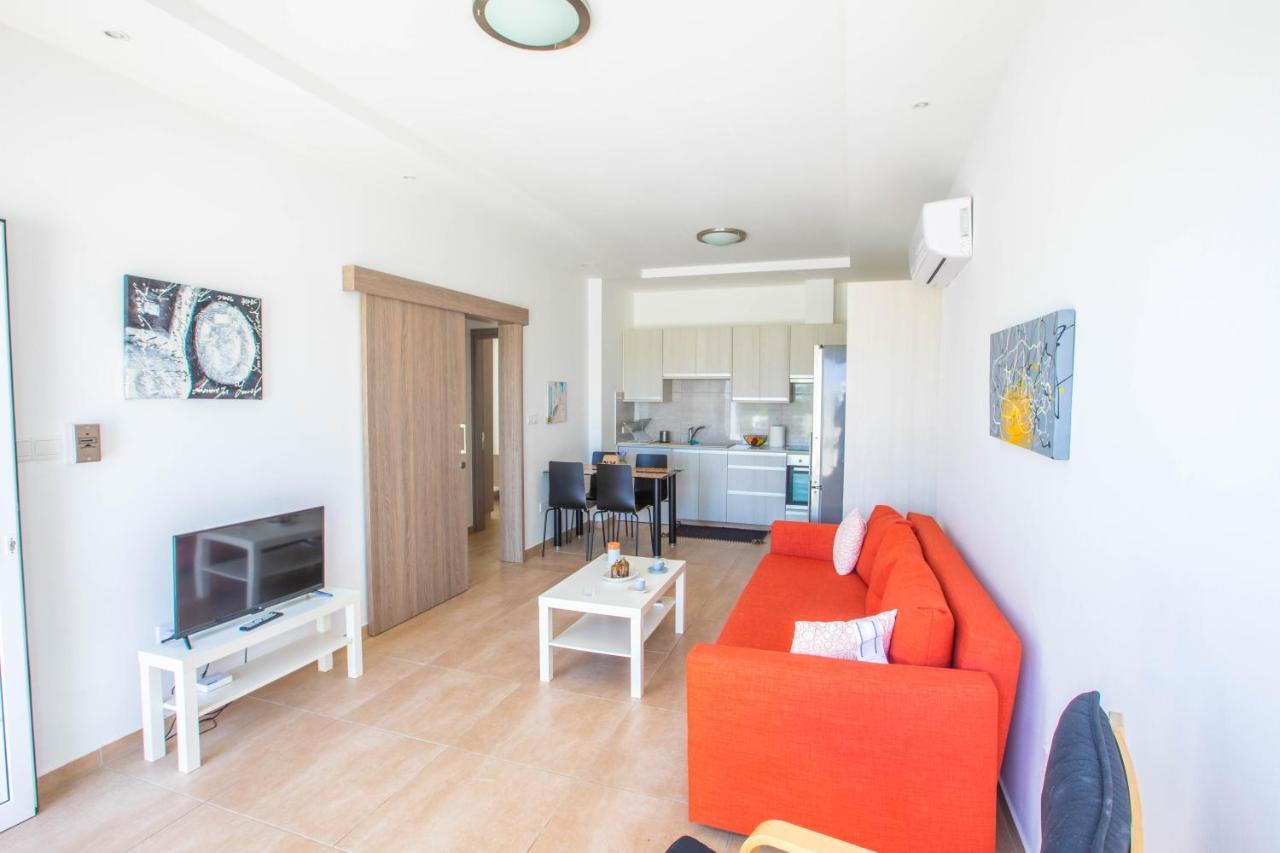 Panayia Sea View Apts โปรทาราส ภายนอก รูปภาพ