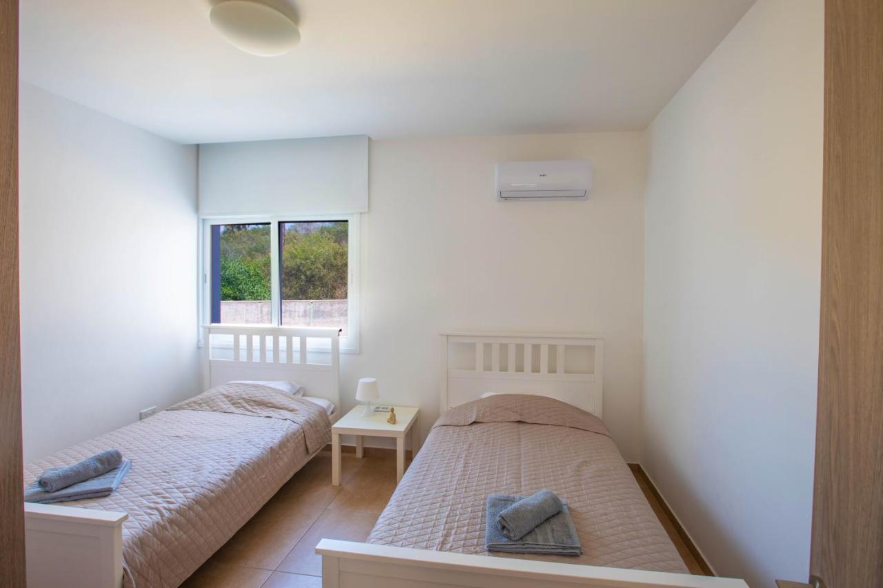 Panayia Sea View Apts โปรทาราส ภายนอก รูปภาพ