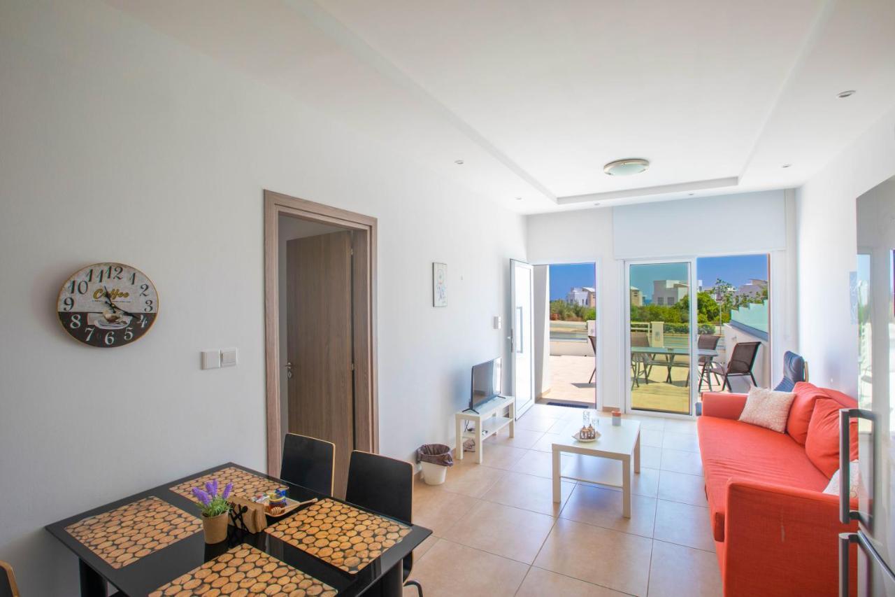 Panayia Sea View Apts โปรทาราส ภายนอก รูปภาพ