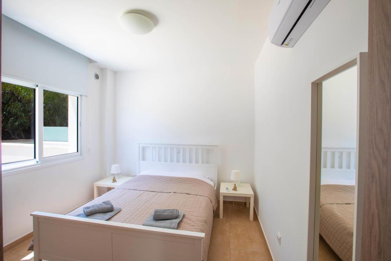 Panayia Sea View Apts โปรทาราส ภายนอก รูปภาพ