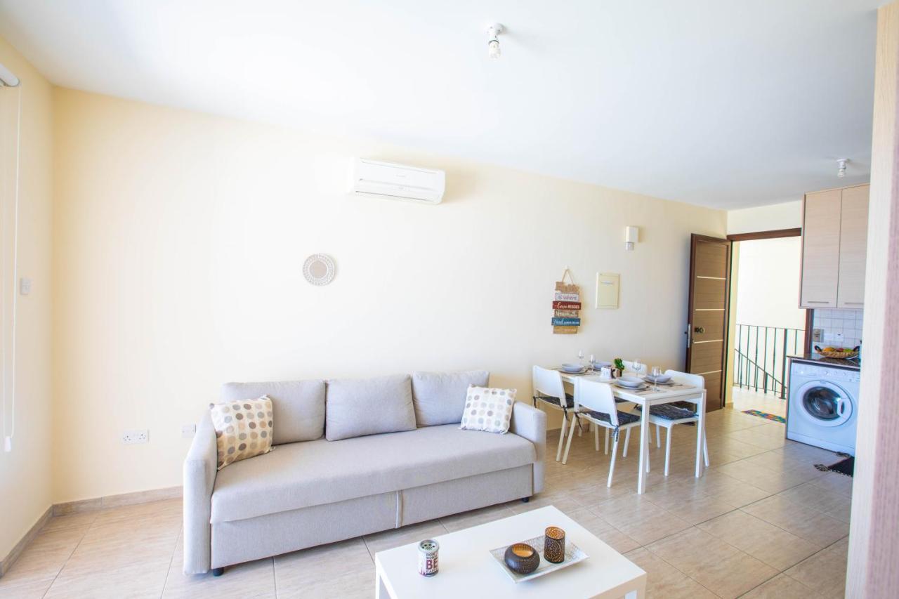 Panayia Sea View Apts โปรทาราส ภายนอก รูปภาพ