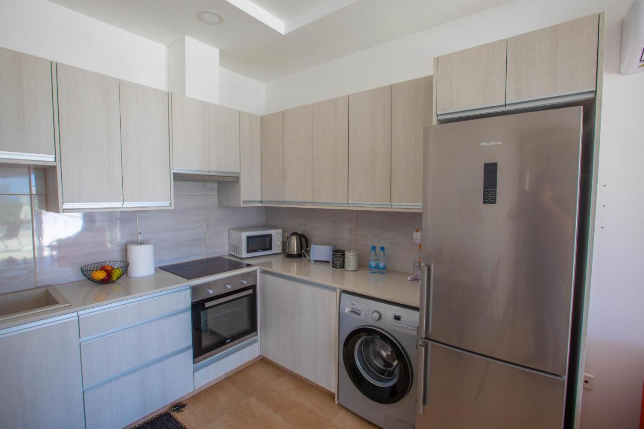 Panayia Sea View Apts โปรทาราส ภายนอก รูปภาพ
