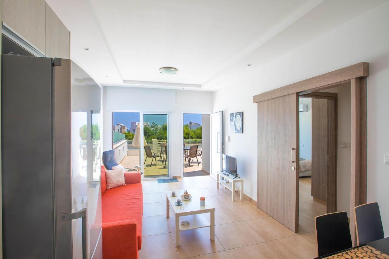 Panayia Sea View Apts โปรทาราส ภายนอก รูปภาพ